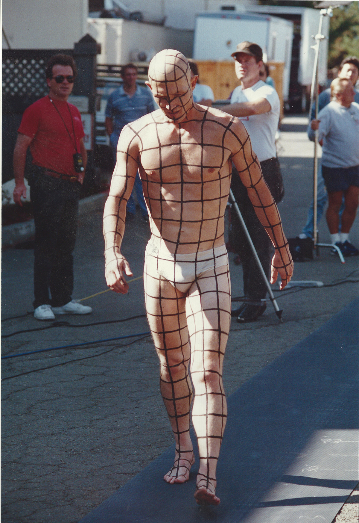 T-1000 액체금속은 어떻게 만들었을까: 터미네이터 2가 CG 역사를 바꾼 순간
