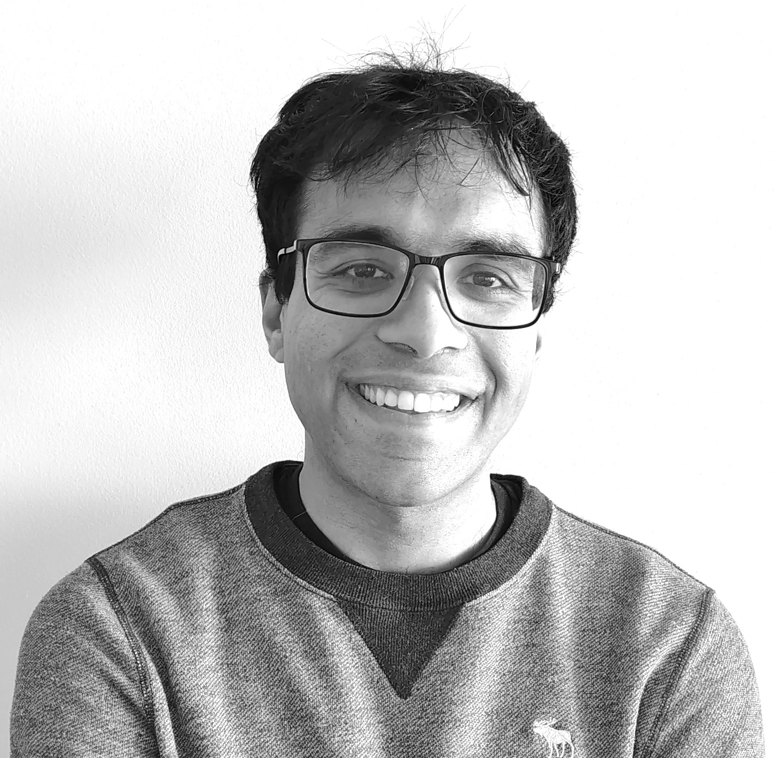 GPS는 어떻게 내 위치를 아는 걸까? 그 뒤에 숨겨진 물리학