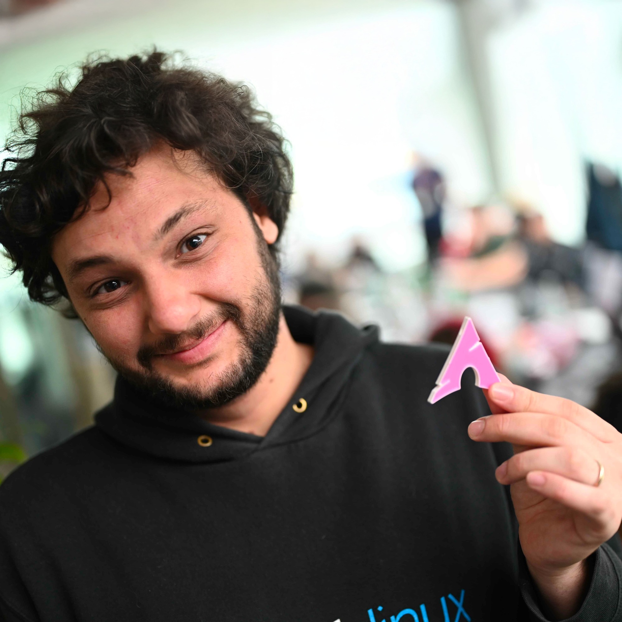 Arch Linux 도커 이미지, 드디어 '비트 단위로 똑같이' 만들어진다